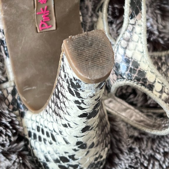Pink & Pepper faux snake skin platform heels - Picture 5 of 7
